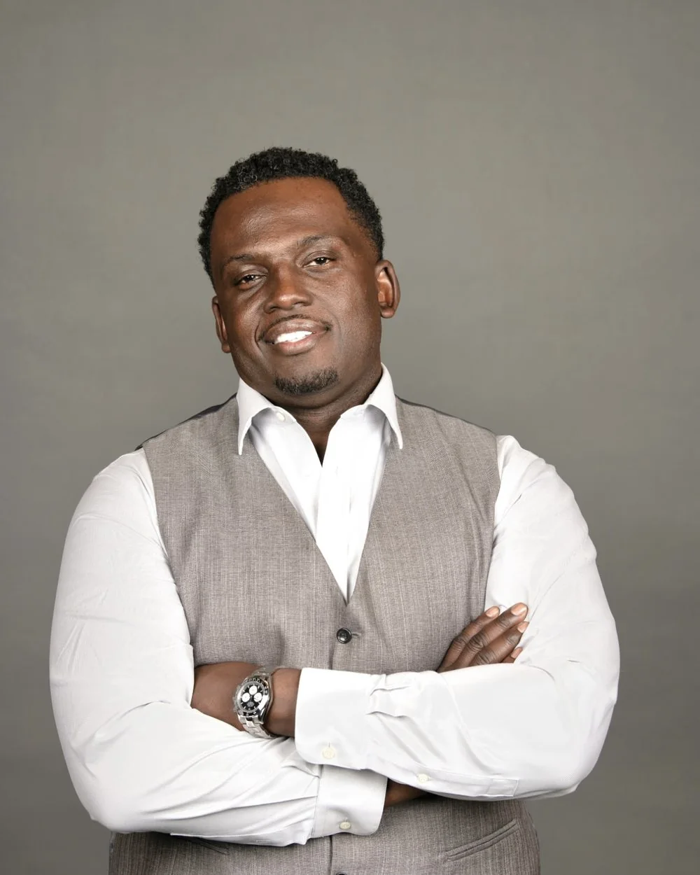 Portrait of Itibari Zulu, founder of Truth Legacy Strategies